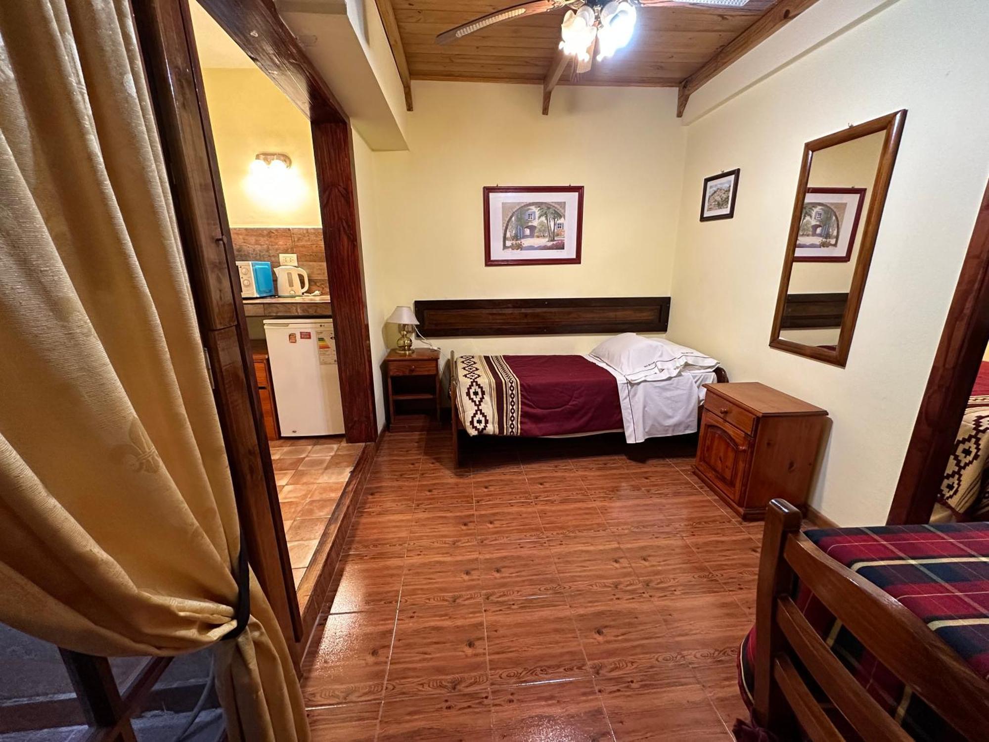 מר דל פלאטה Hosteria Sirenuse מראה חיצוני תמונה